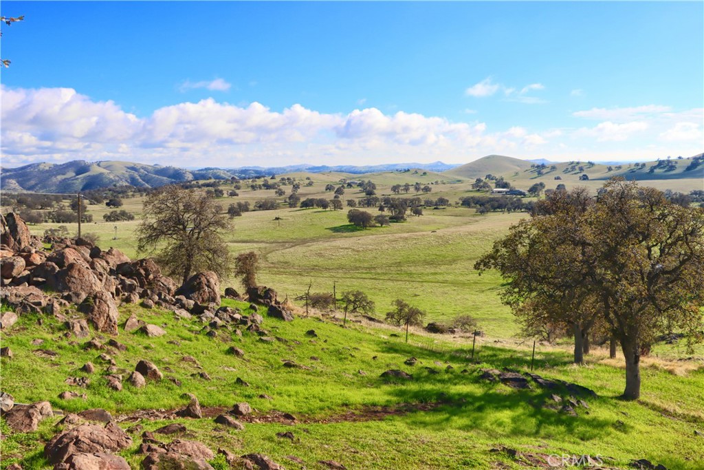 2380 Old Highway, Catheys Valley, CA 95306