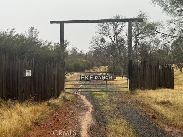 10662 Penon Blanco Lookout Rd, Coulterville, CA 95311