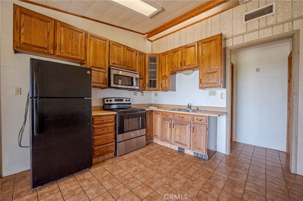 3084 Old Highway, Catheys Valley, CA 95306