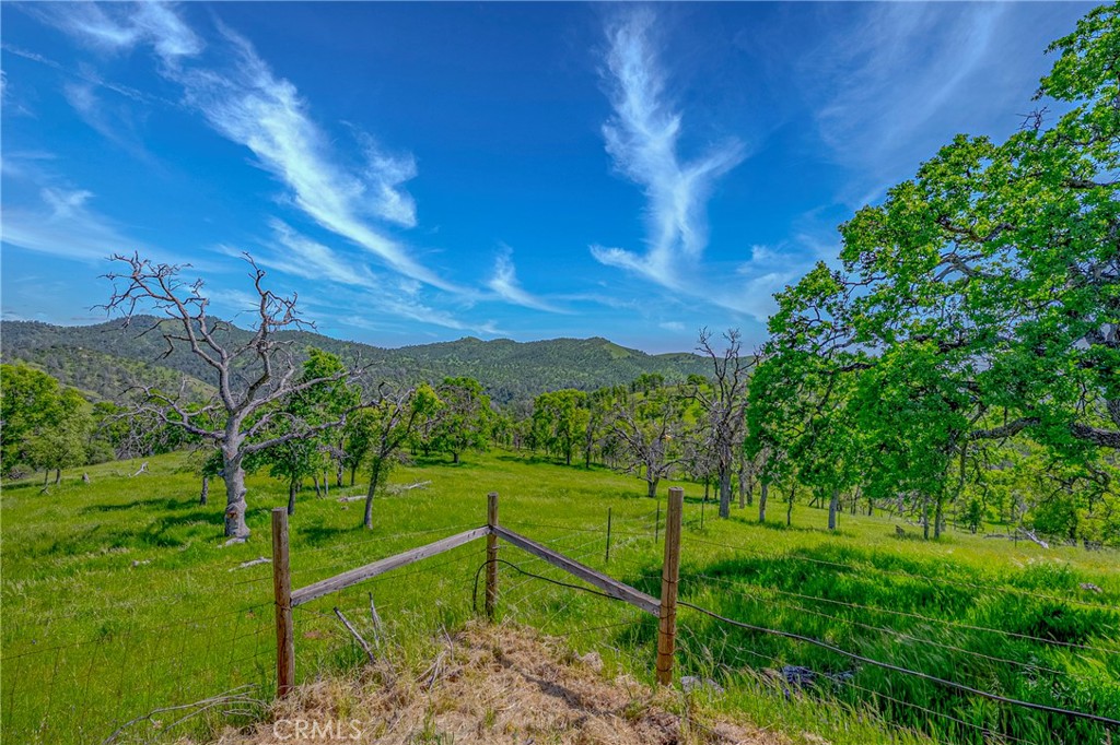3084 Old Highway, Catheys Valley, CA 95306