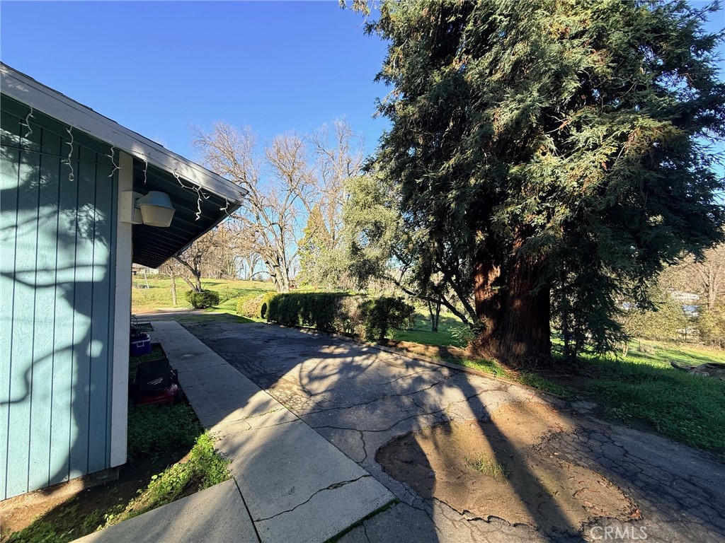 50155 Hangtree, Oakhurst, CA 93644