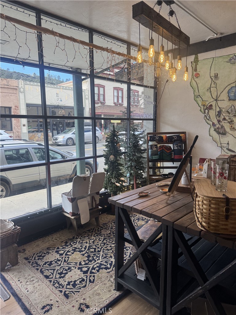 5024 State Highway 140, Mariposa, CA 95338