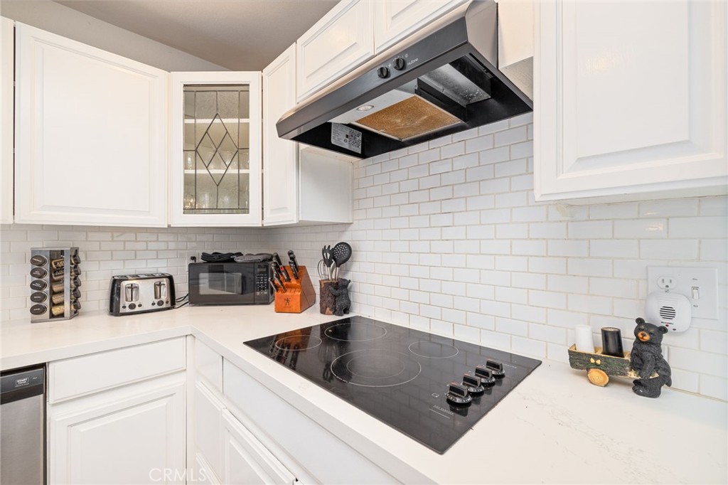 39301 Moonray Ln, Oakhurst, CA 93644