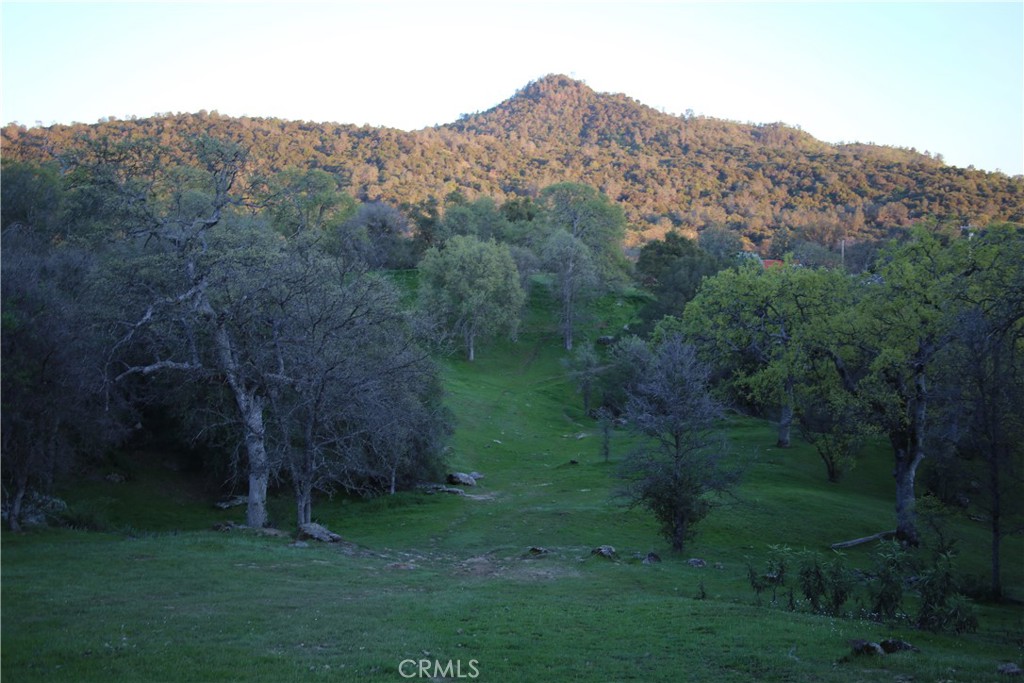 18 Unassigned Usona Rd., Mariposa, CA 95338