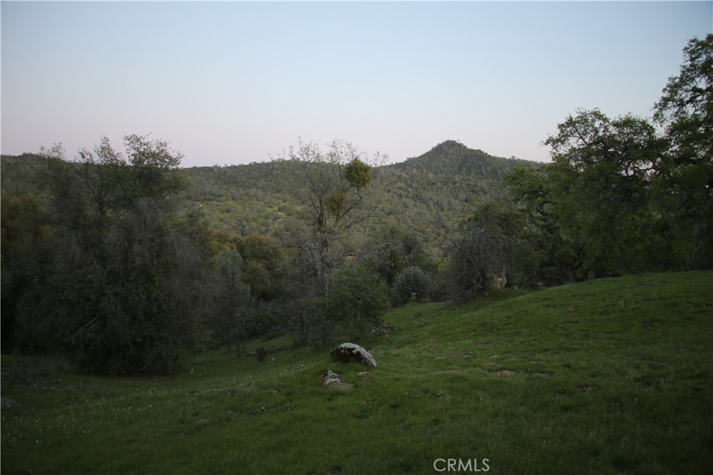 18 Unassigned Usona Rd., Mariposa, CA 95338