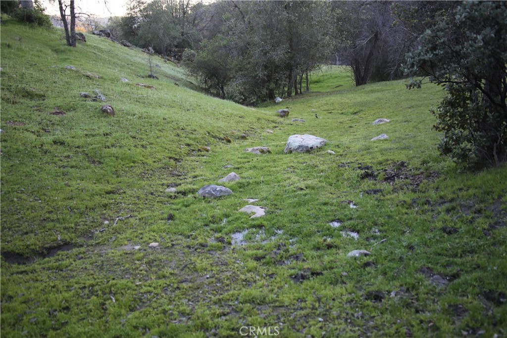 18 Unassigned Usona Rd., Mariposa, CA 95338