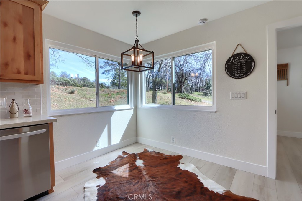 5518 E Whitlock Rd, Mariposa, CA 95338