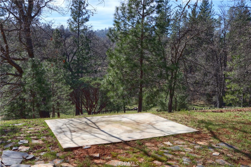 5518 E Whitlock Rd, Mariposa, CA 95338