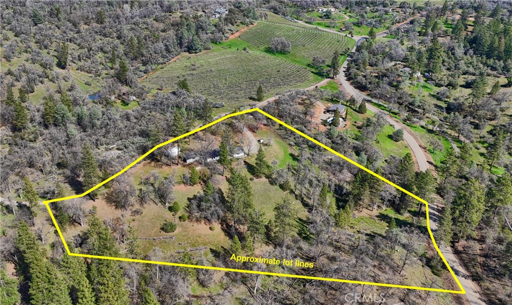 5518 E Whitlock Rd, Mariposa, CA 95338
