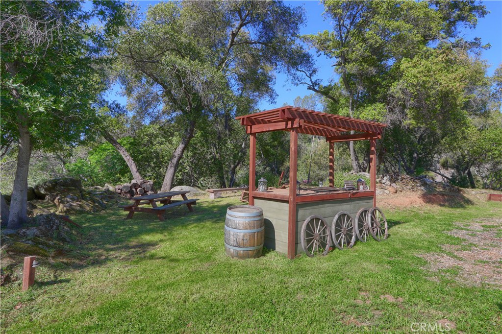 4740 Grist Rd, Mariposa, CA 95338