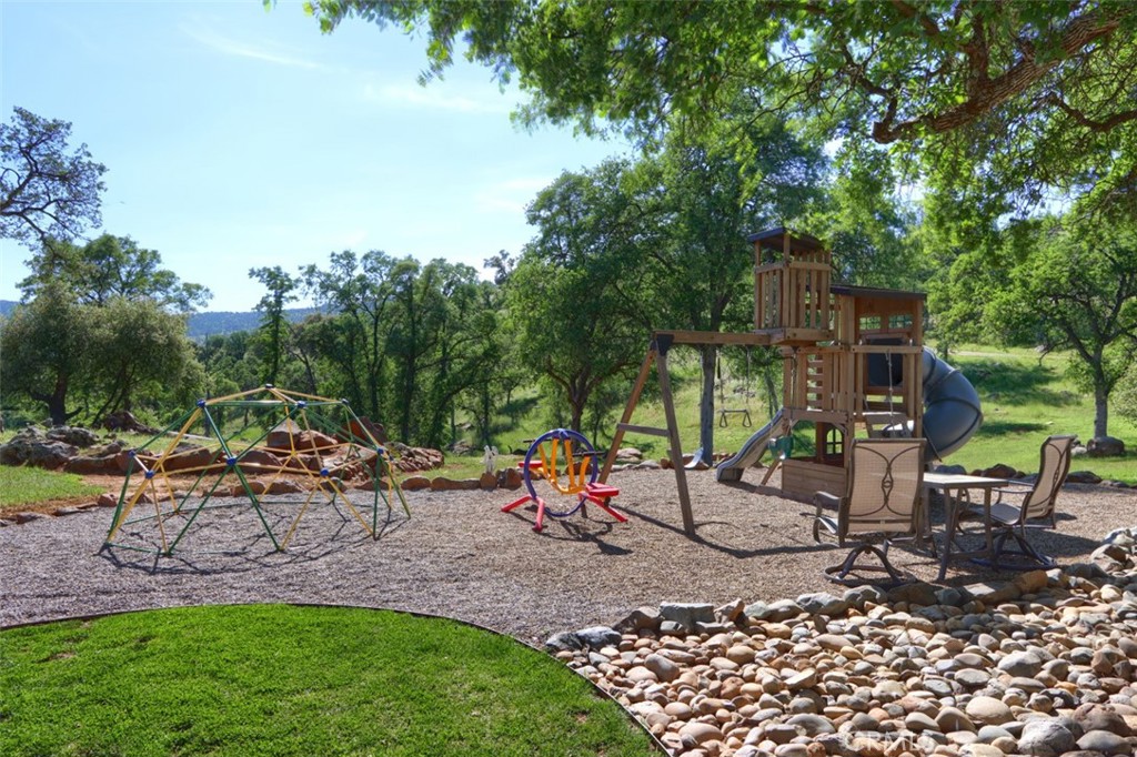 3212 Silver Bush Pl, Catheys Valley, CA 95306