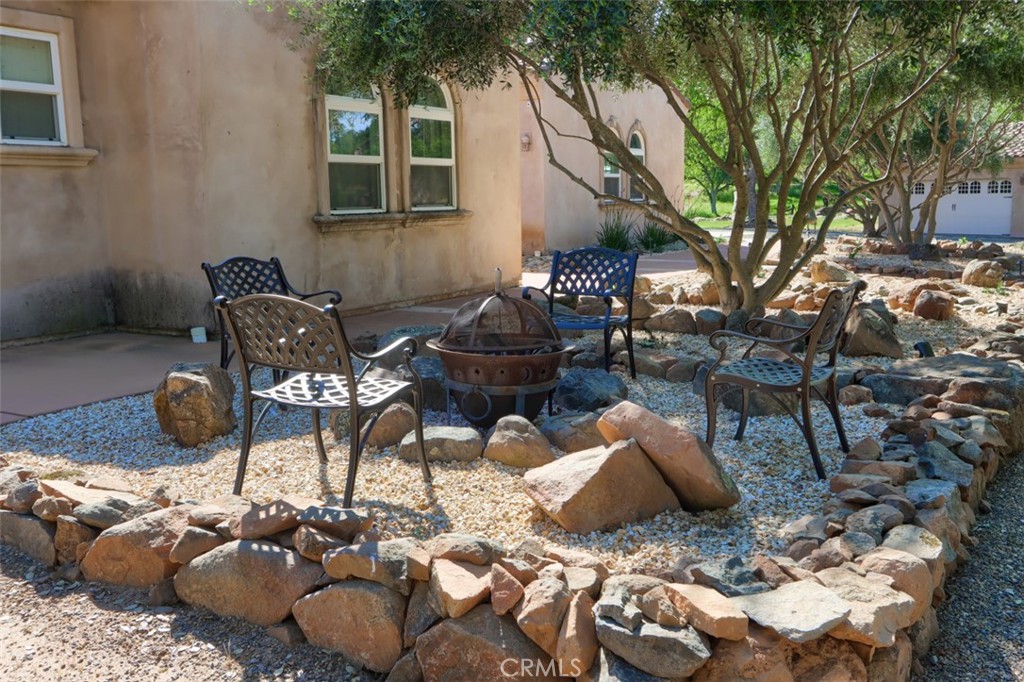 3212 Silver Bush Pl, Catheys Valley, CA 95306