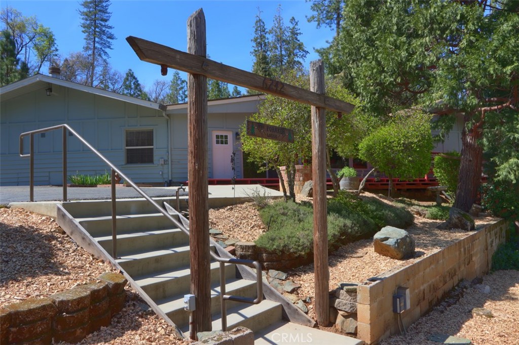 6242 Highway 140, Mariposa, CA 95338