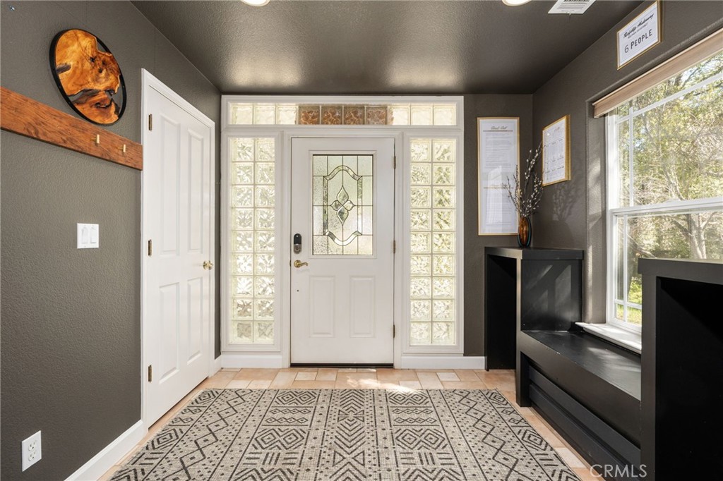 6657 Deer Park, Midpines, CA 95345