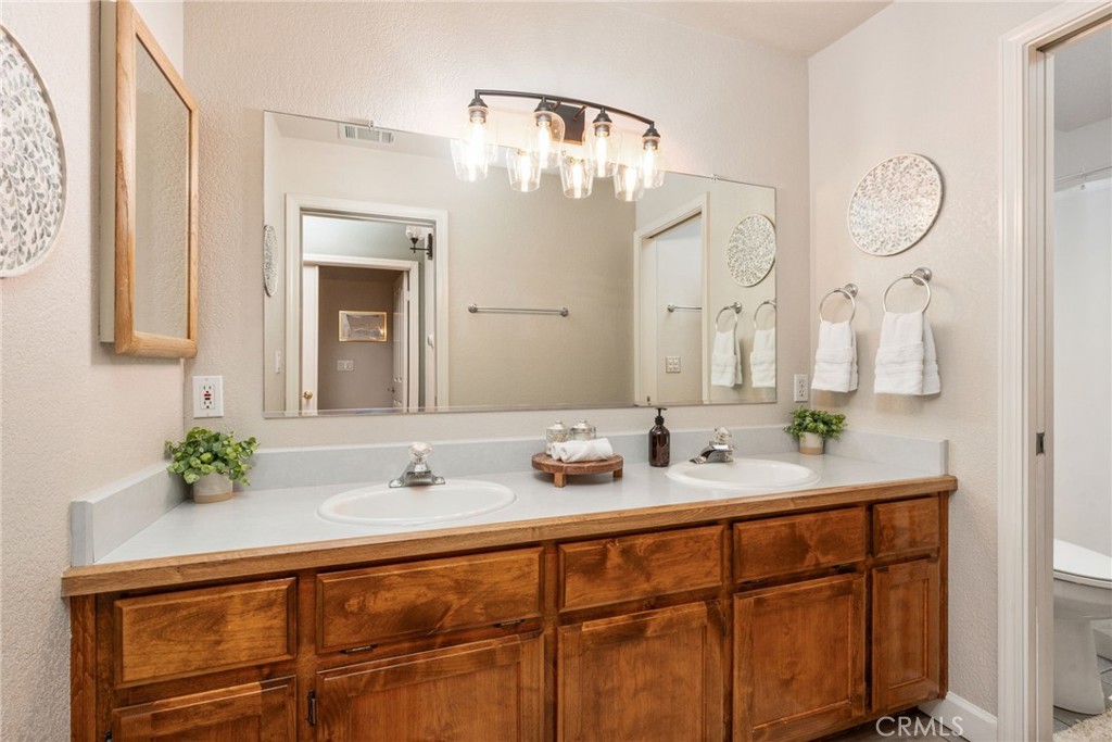 6657 Deer Park, Midpines, CA 95345