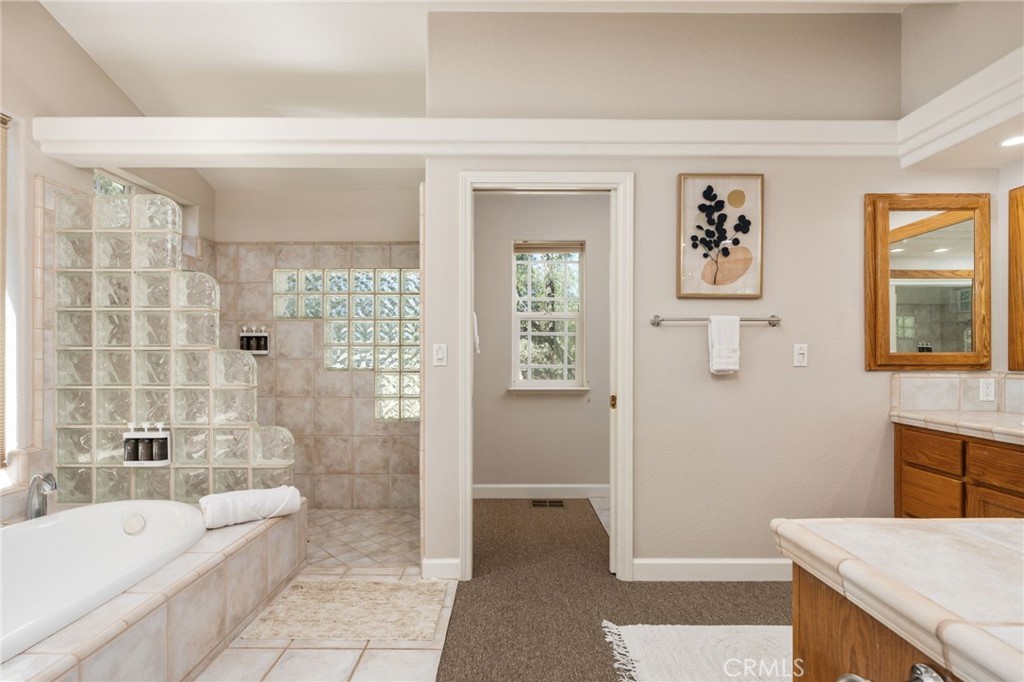 6657 Deer Park, Midpines, CA 95345