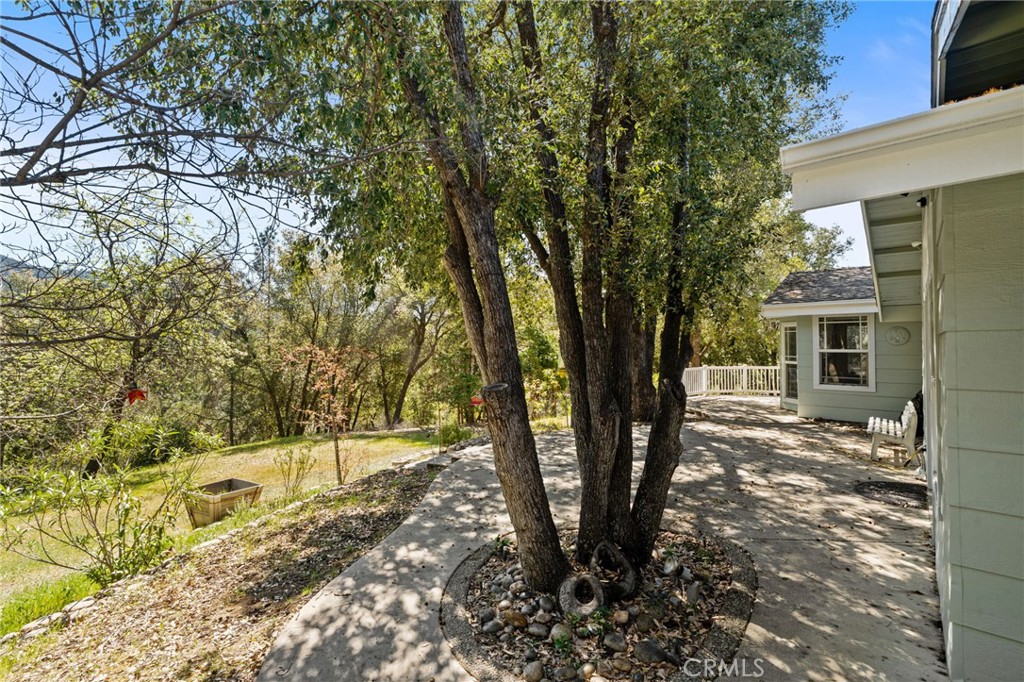 6657 Deer Park, Midpines, CA 95345