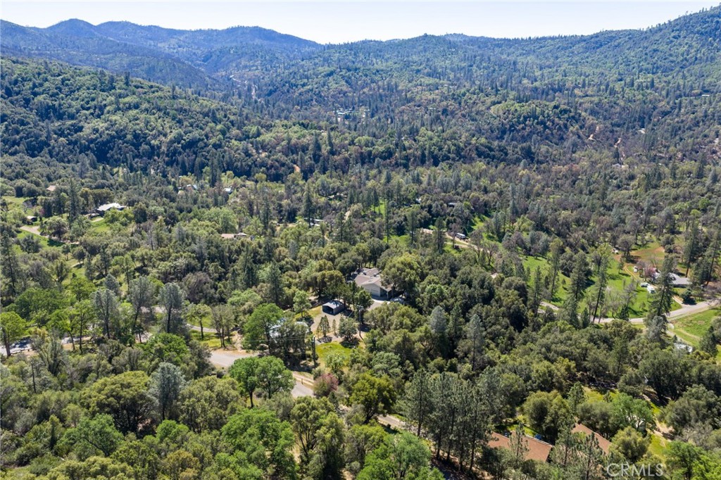 6657 Deer Park, Midpines, CA 95345