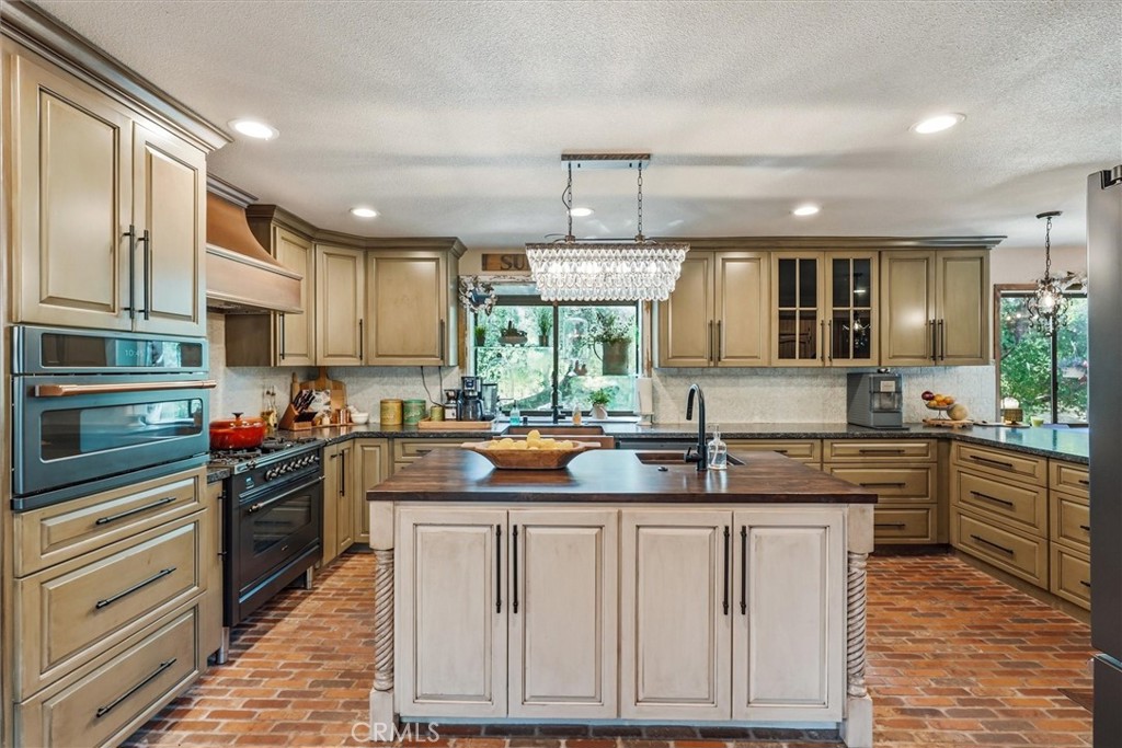 5552 Bear Creek, Catheys Valley, CA 95306