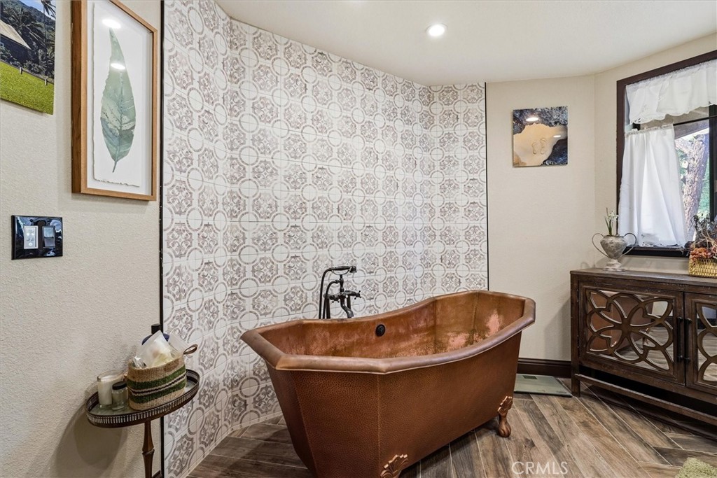 5552 Bear Creek, Catheys Valley, CA 95306