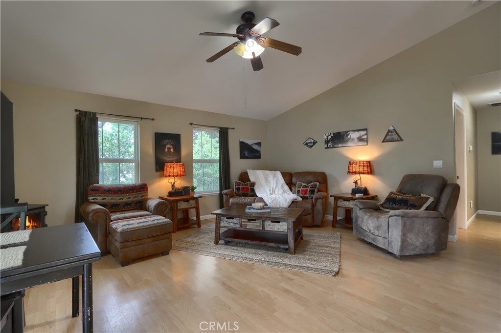 4986 7th St, Mariposa, CA 95338