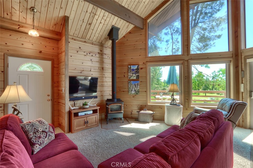 5027 Fox Creek Rd, Mariposa, CA 95338