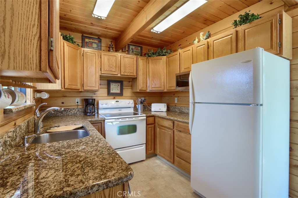 5027 Fox Creek Rd, Mariposa, CA 95338