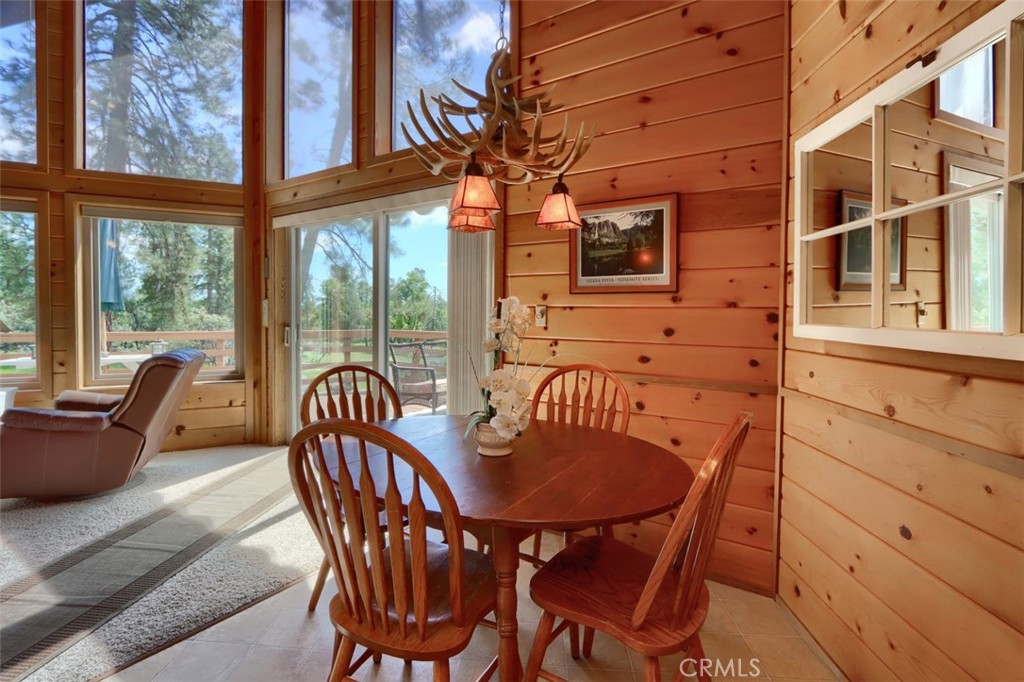 5027 Fox Creek Rd, Mariposa, CA 95338