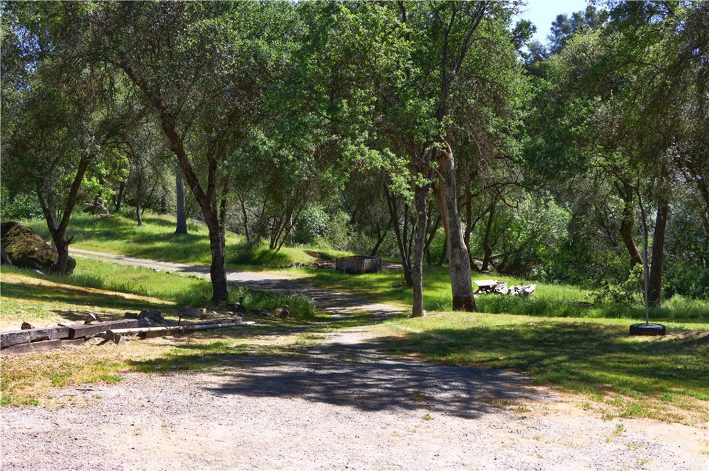 4907 Daffodil Dr, Mariposa, CA 95338