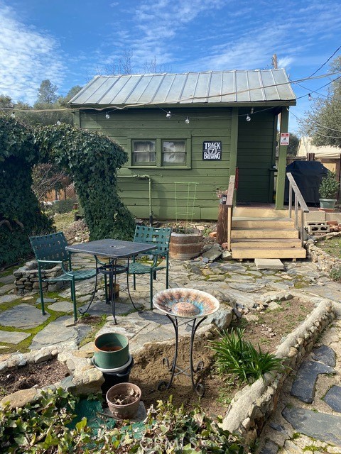 6065 N State Highway 49, Mariposa, CA 95338