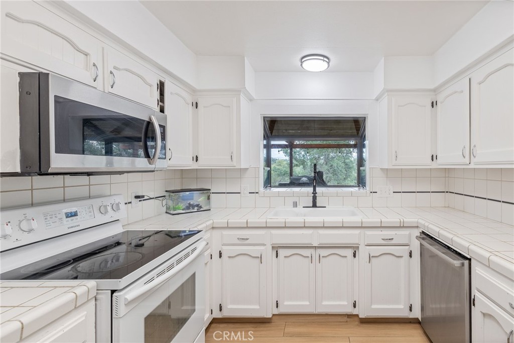 41856 Horseshoe Way, Coarsegold, CA 93614