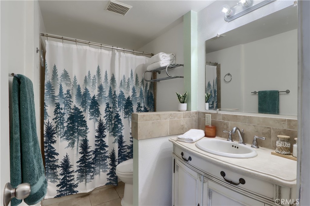 53213 Road 432, Bass Lake, CA 93604