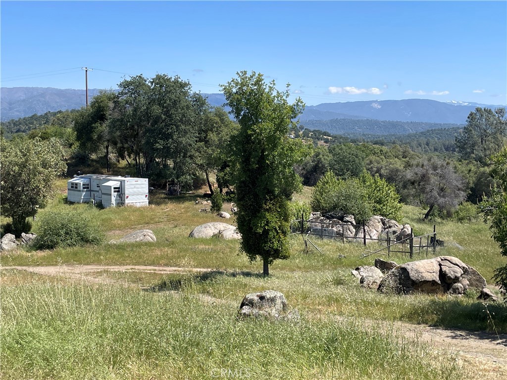 4438 Grist Rd, Mariposa, CA 95338