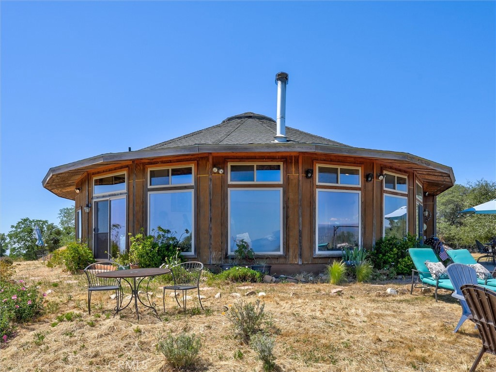 3754 Guadalupe Fire, Catheys Valley, CA 95306