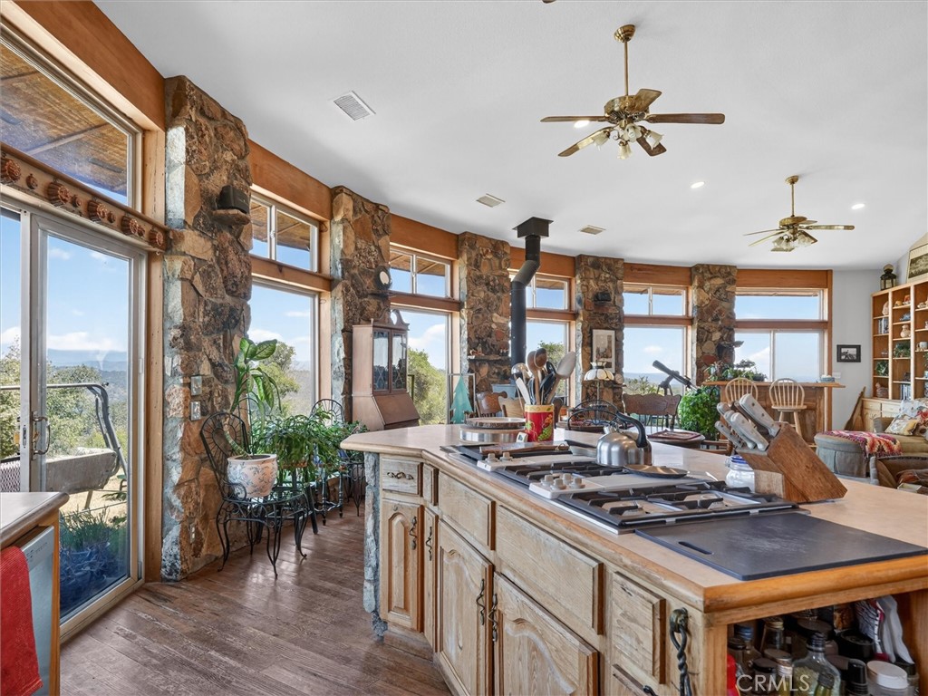 3754 Guadalupe Fire, Catheys Valley, CA 95306