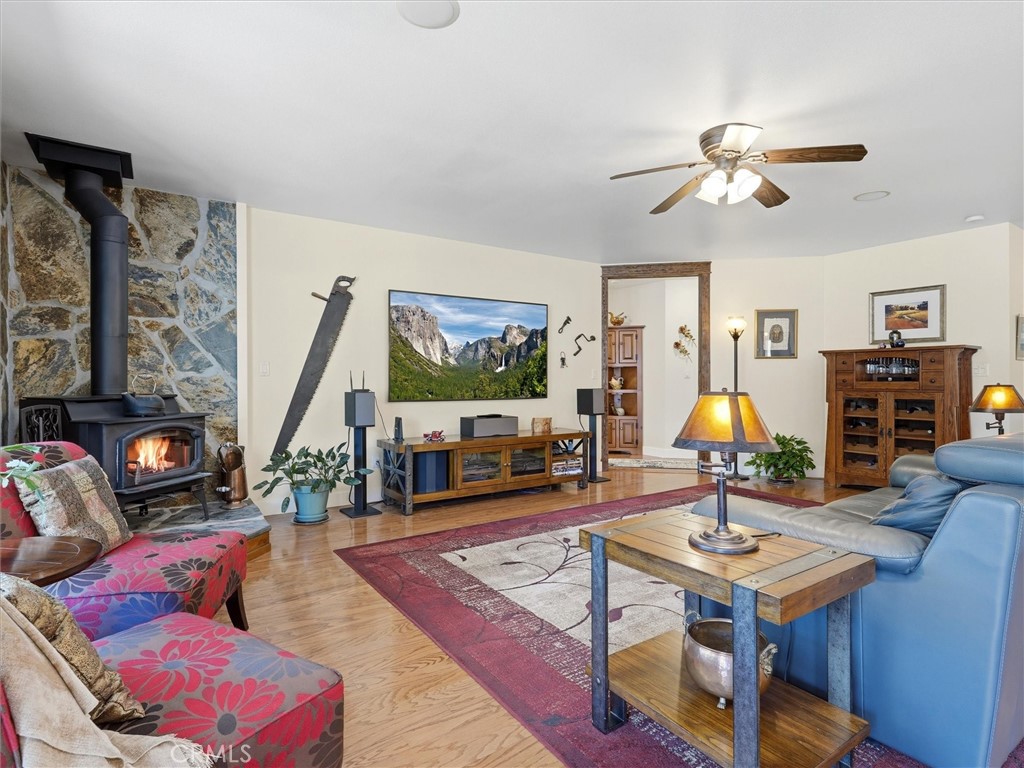 4848 Valley Oak Cir, Mariposa, CA 95338