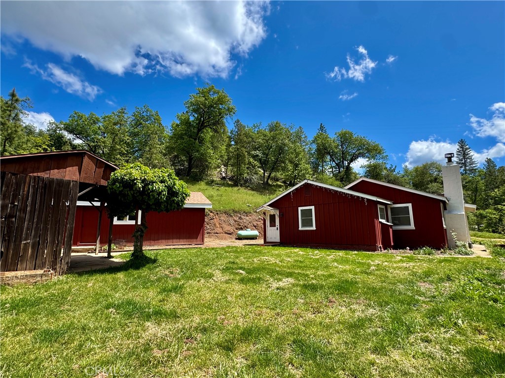 5628 E Whitlock Rd, Mariposa, CA 95338