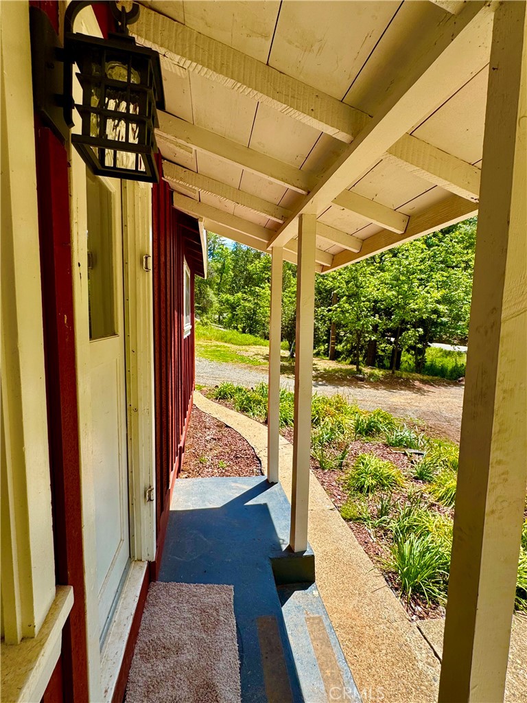 5628 E Whitlock Rd, Mariposa, CA 95338