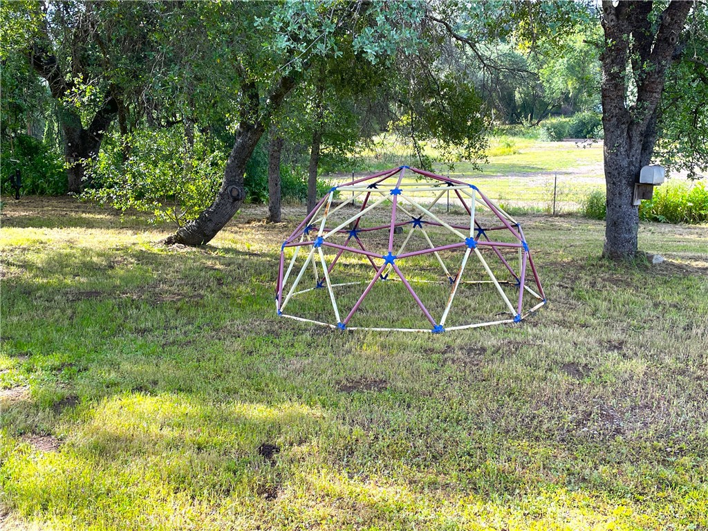 4176 Sebastopol Rd, Mariposa, CA 95338