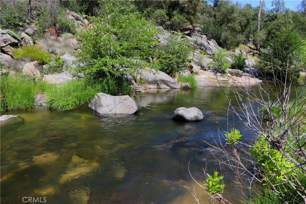 80 Polk Ranch Rd, Coarsegold, CA 93614