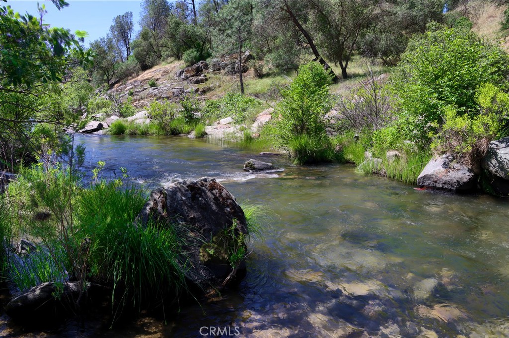 80 Polk Ranch Rd, Coarsegold, CA 93614