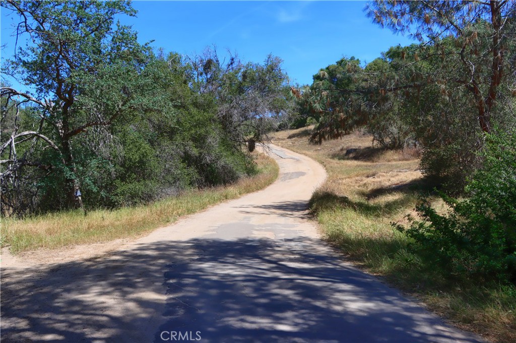 80 Polk Ranch Rd, Coarsegold, CA 93614