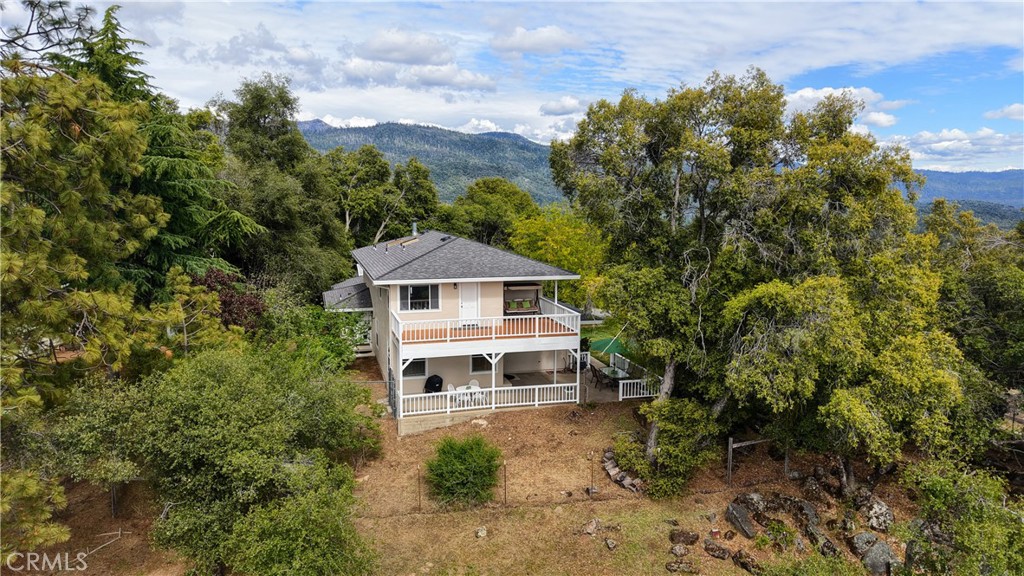 5603 Clouds Rest Rd, Mariposa, CA 95338