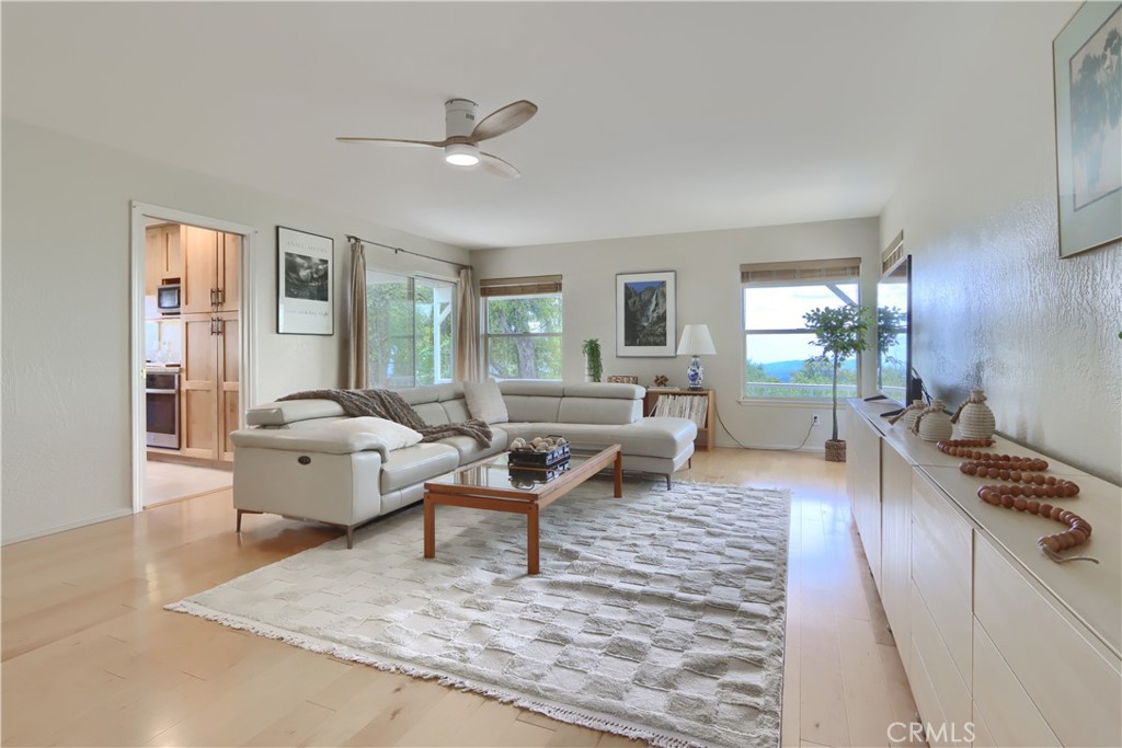 5603 Clouds Rest Rd, Mariposa, CA 95338