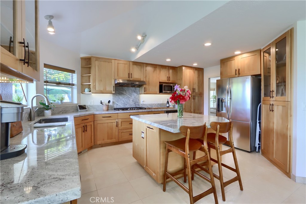 5603 Clouds Rest Rd, Mariposa, CA 95338