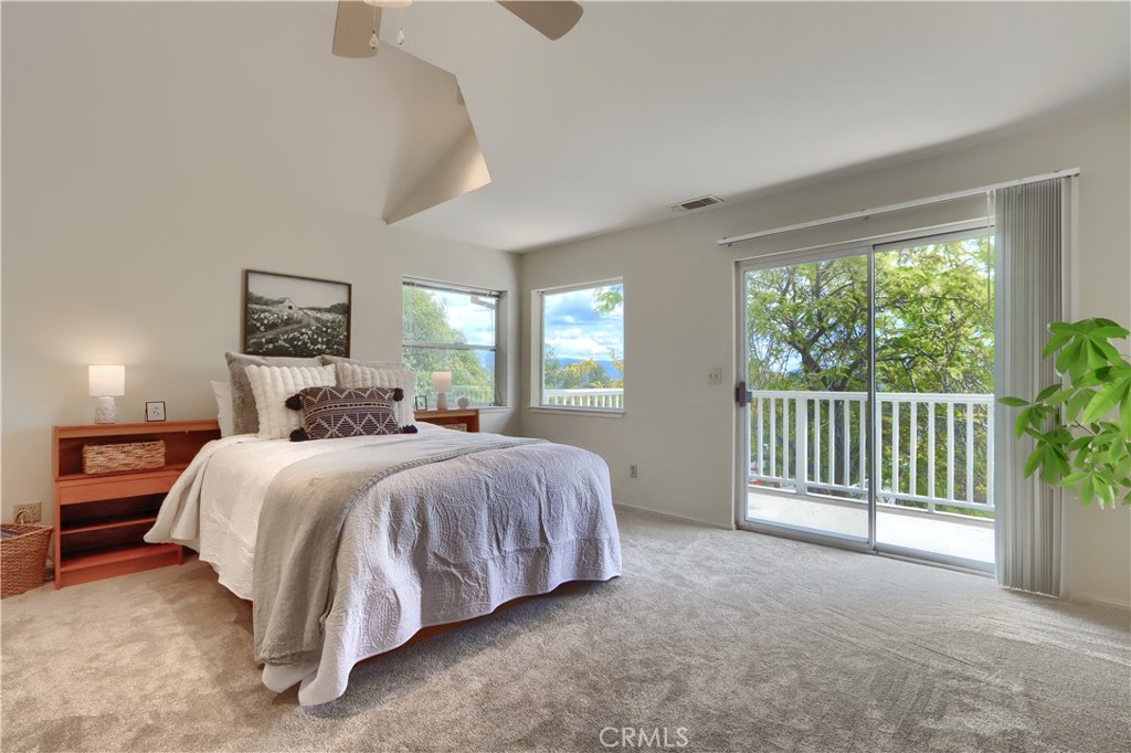 5603 Clouds Rest Rd, Mariposa, CA 95338