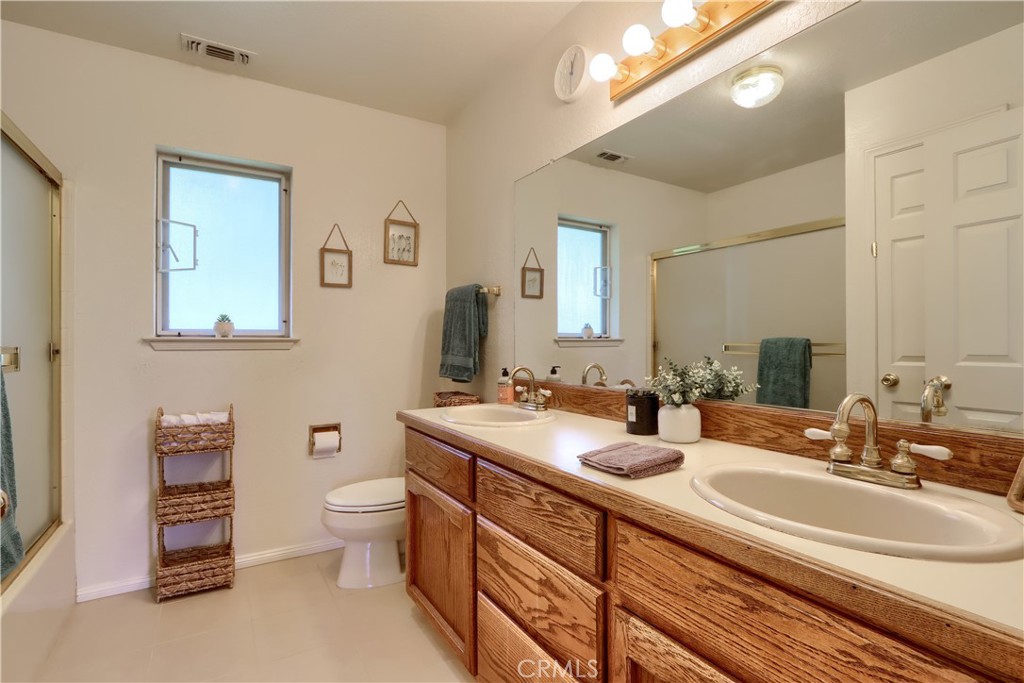 5603 Clouds Rest Rd, Mariposa, CA 95338