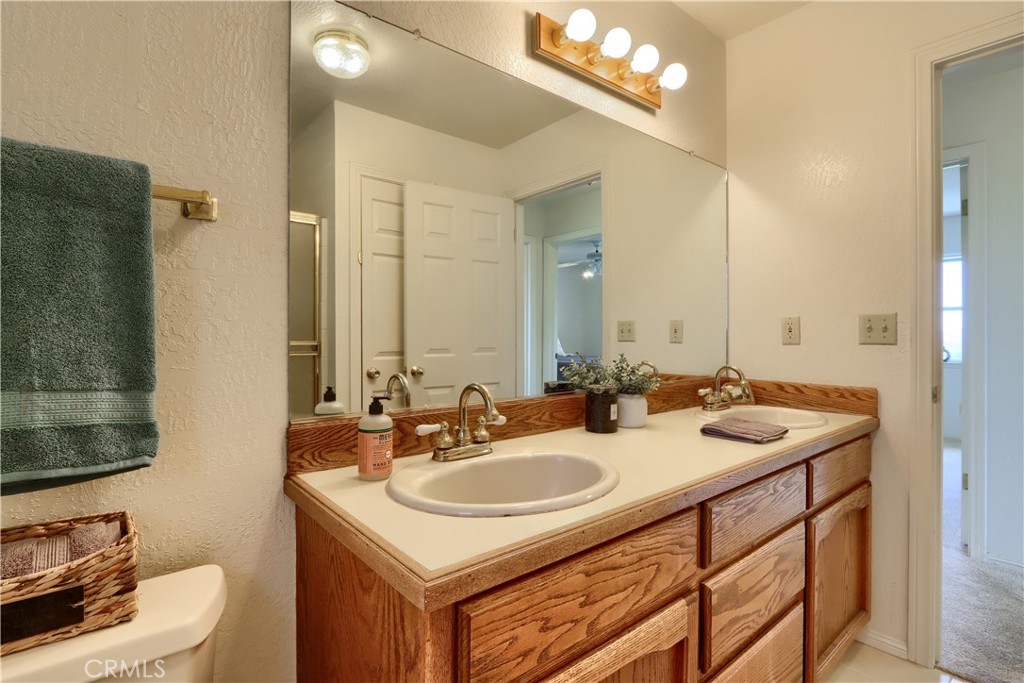 5603 Clouds Rest Rd, Mariposa, CA 95338