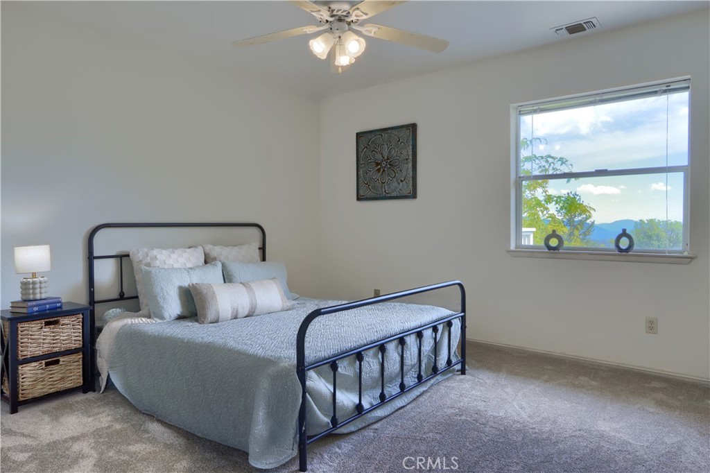5603 Clouds Rest Rd, Mariposa, CA 95338