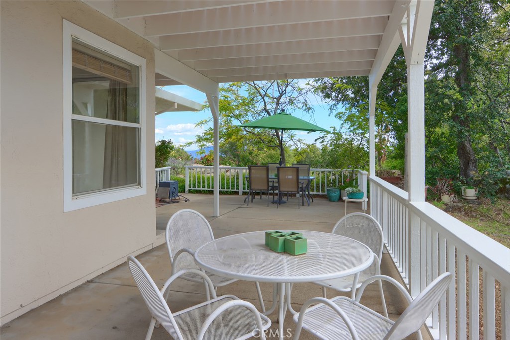 5603 Clouds Rest Rd, Mariposa, CA 95338